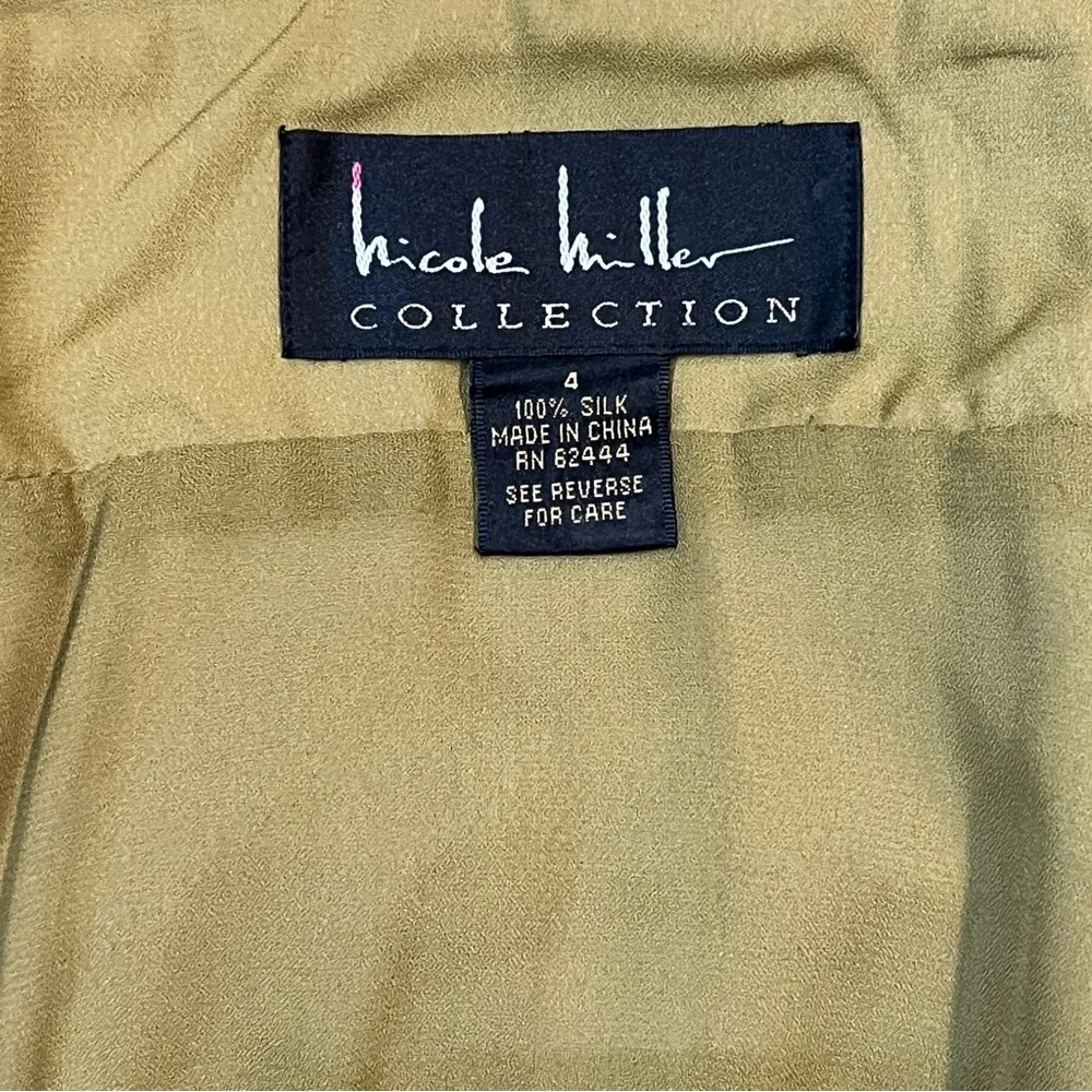 Nicole Miller silk dress. - Picture 12 of 13